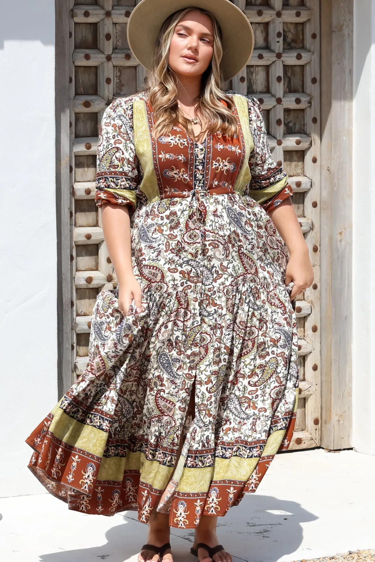 Tessa Maxi Dress - A Line Pull Tie Waist Dress in Oakie Print>Jaase Discount