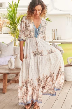 Tessa Maxi Dress - A Line Pull Tie Waist Dress in Gemstone Print><noscript><img width=