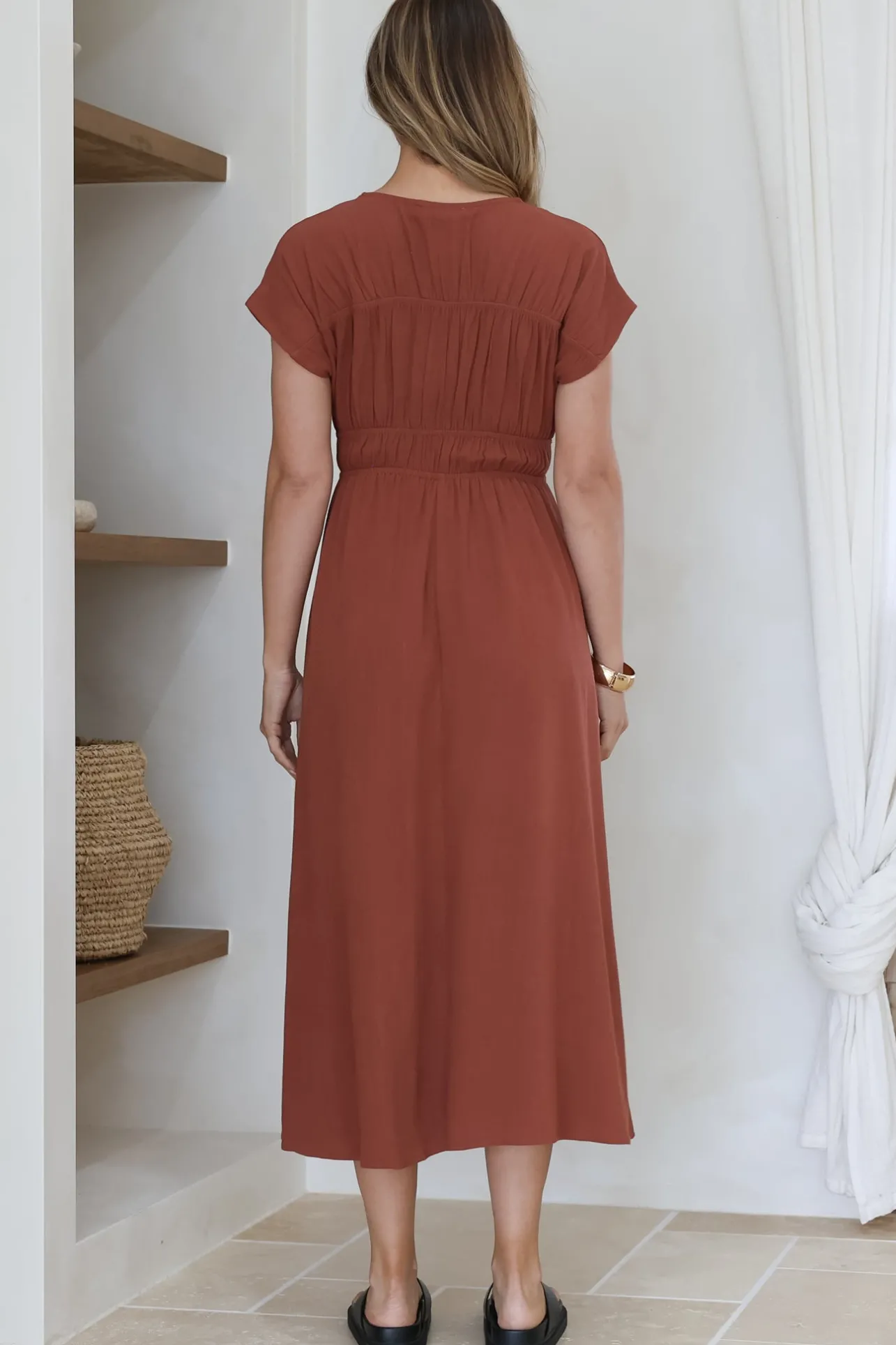 Torin Midi Dress - Gathered and Piping Detailed A-Line Dress with a V-Neckline in Rust>Salty Crush Hot