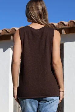 Valeria Top - Textured V-Neck Tank Top in Chocolate><noscript><img width=