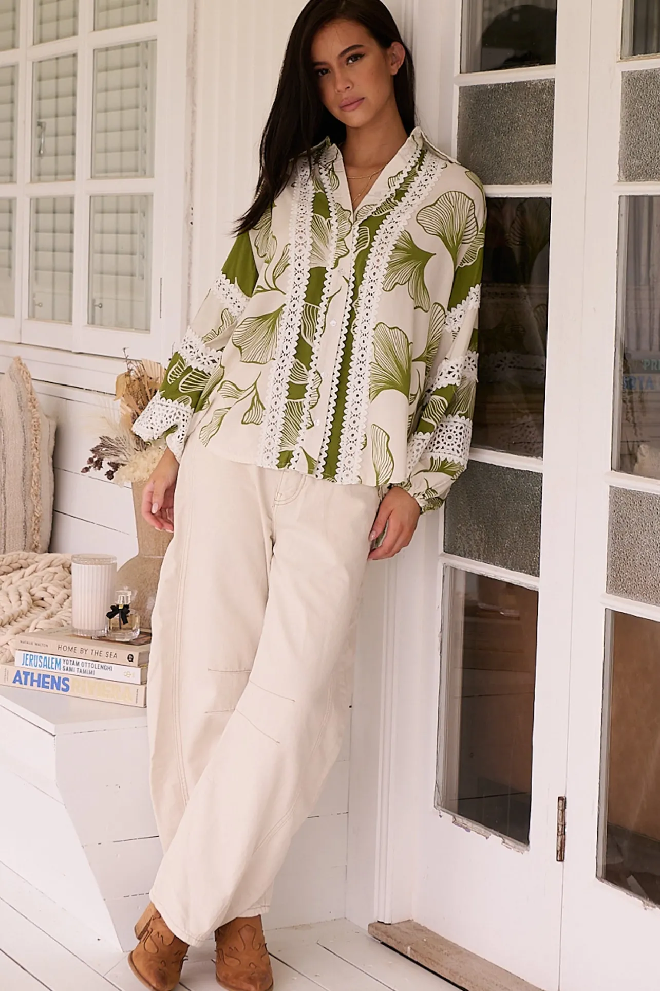 Viola Blouse - Collared Lace Spliced Button Down Blouse in Emery Print>Jaase Discount