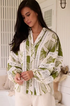 Viola Blouse - Collared Lace Spliced Button Down Blouse in Emery Print><noscript><img width=