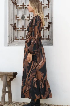 Violla Maxi Dress - V Neck Shirred Waist A Line Dress in Chelsea Print Brown><noscript><img width=