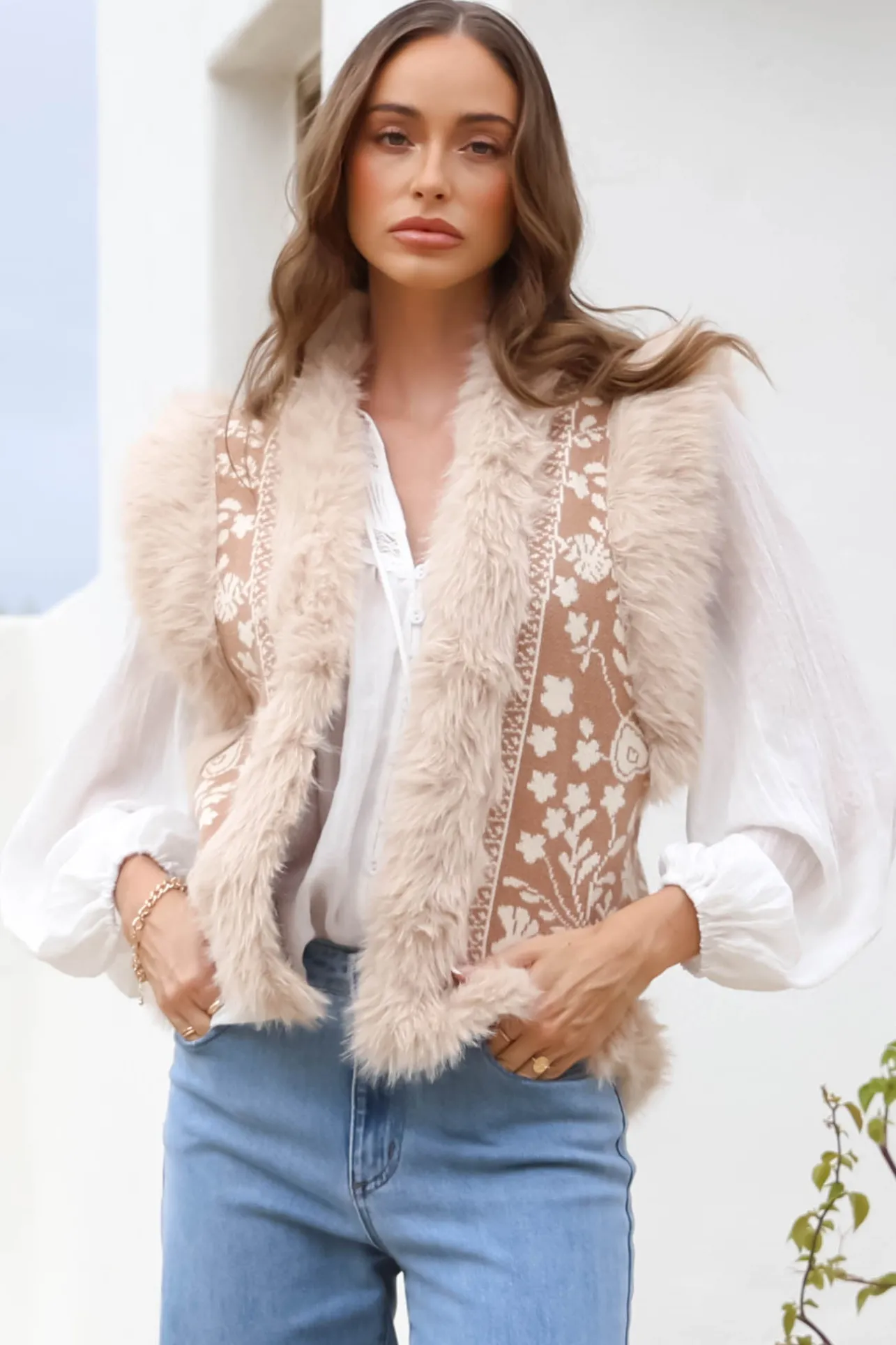 Wolfe Knit Vest - Faux Fur Trim Open Vest in Camel>Salty Crush Sale