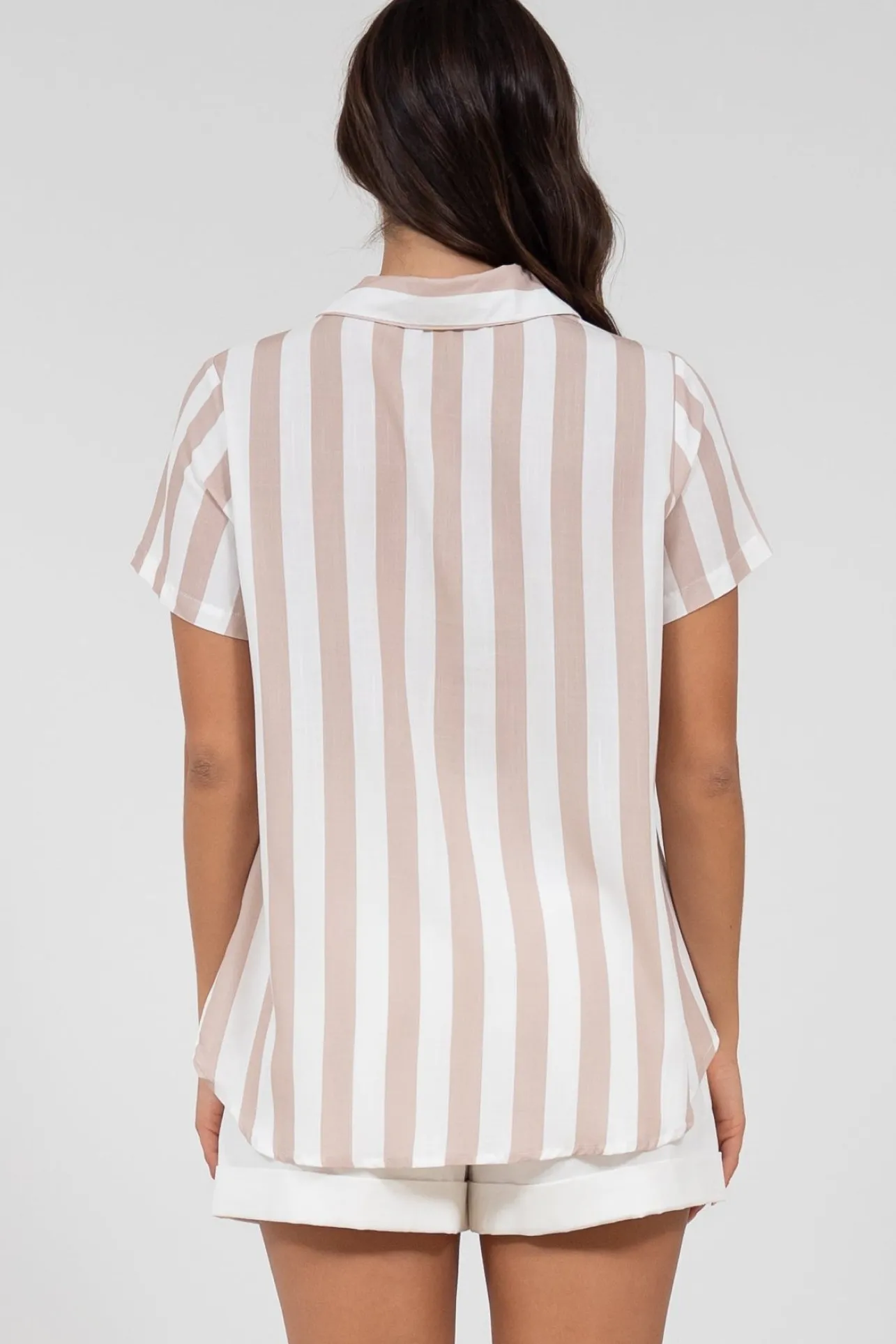 Wynn Shirt - Collared Button Down with Pocket in Gaubi Print Beige>Salty Crush Best