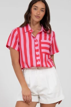 Wynn Shirt - Collared Button Down with Pocket in Gaubi Print Pink><noscript><img width=