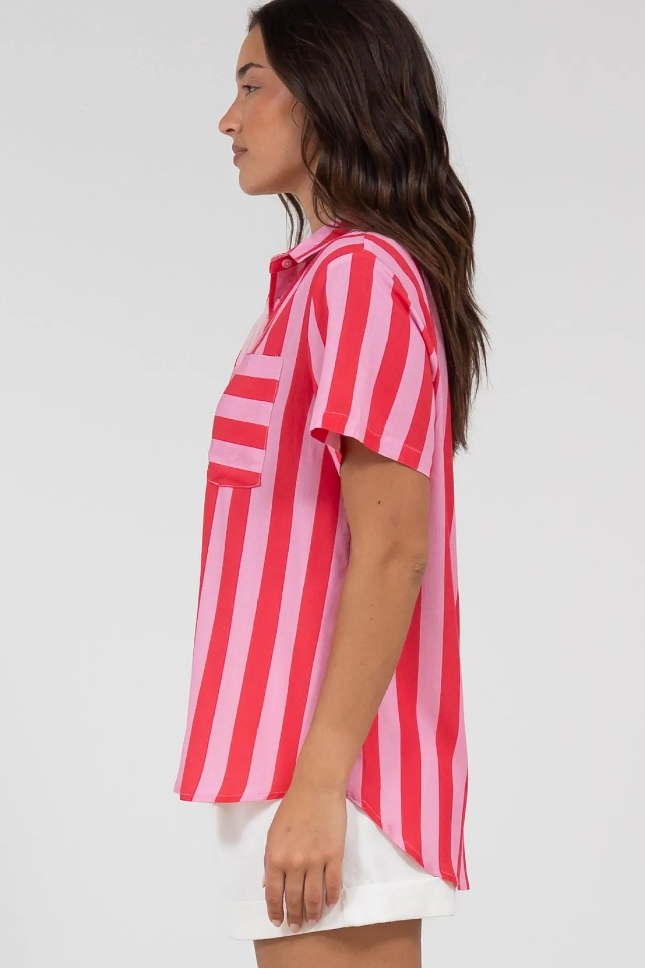 Wynn Shirt - Collared Button Down with Pocket in Gaubi Print Pink>Salty Crush Hot