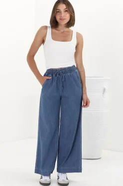 Zeke Jeans - Elasticated Waist Wide Leg Jeans in Medium Wash Denim><noscript><img width=